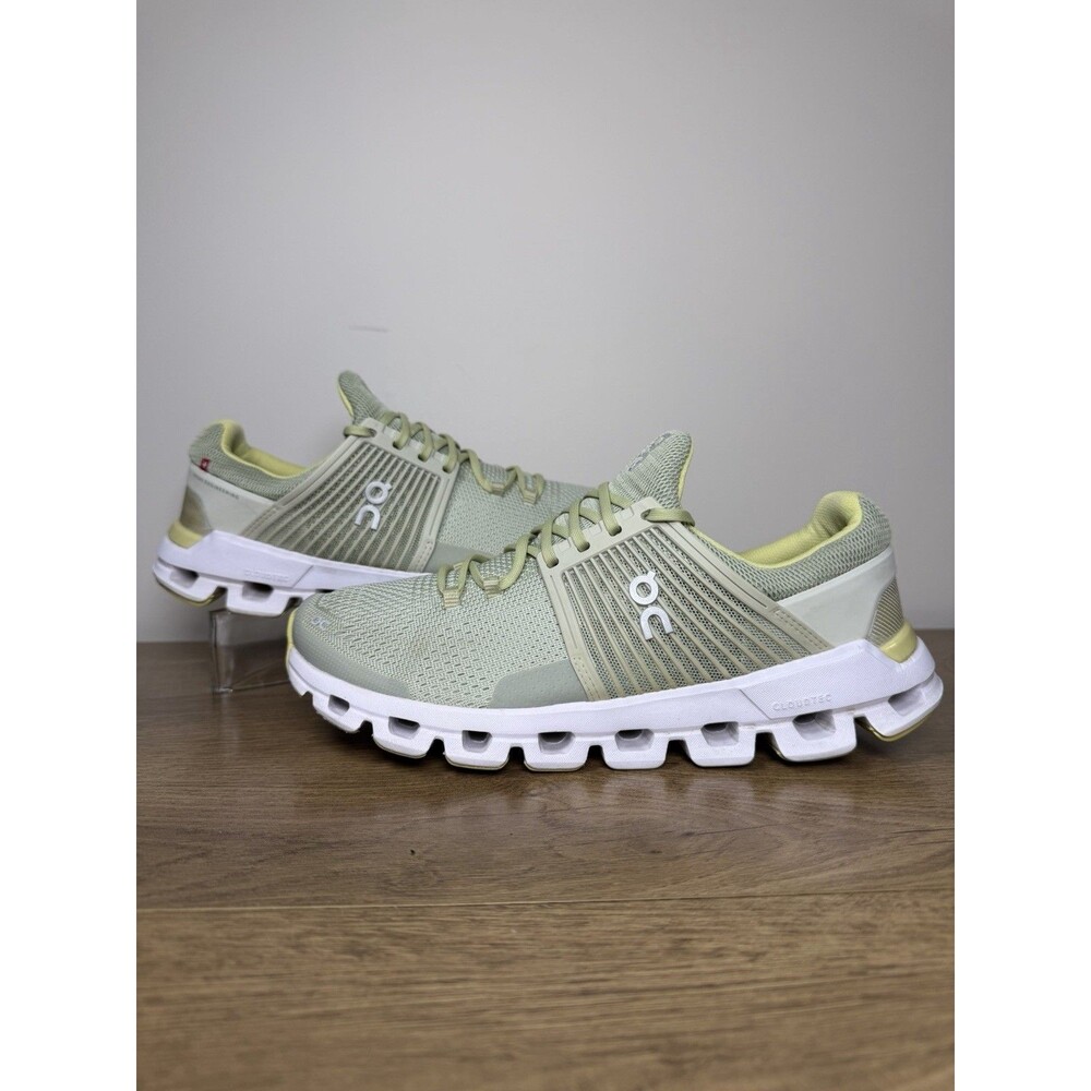 On Cloudswift CloudTec Shoes Womens Size 9.5 Green Hay Leaf Running Sneakers